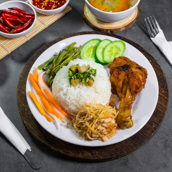 Cơm gà bì