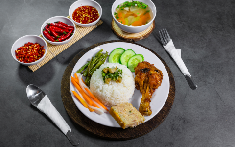 Nhắc Đến Cơm Tấm Ngon, Thấm Vị, Không Gian Rộng Rãi Thoáng Mát Ở Thủ Đức