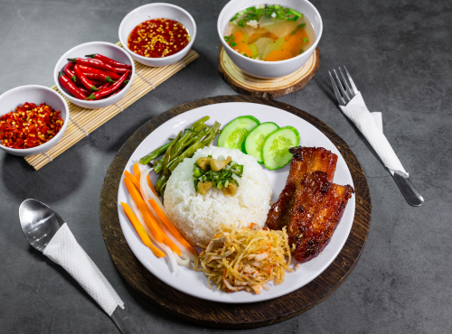 Cơm ba rọi bì